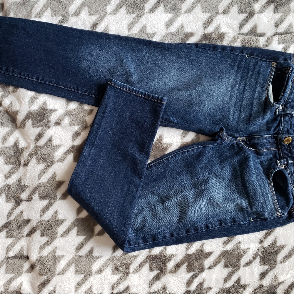 American Eagle Skinny dark Demin Size 4 Jeans (Short)